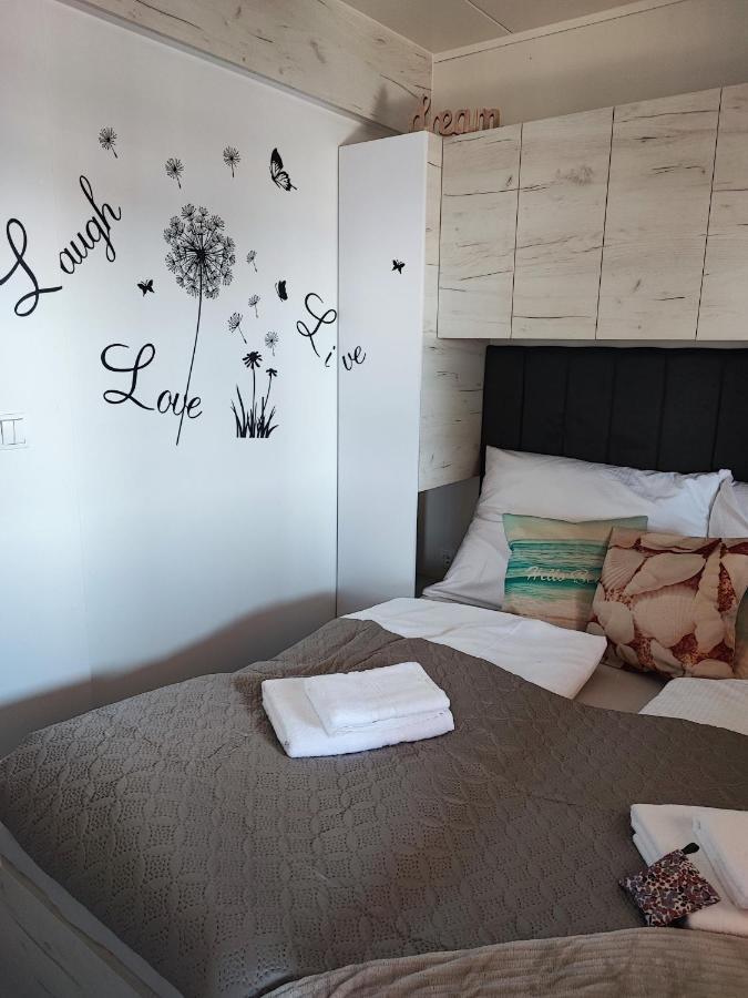 Hollers Holiday Homes Haus Mary Drage Buitenkant foto